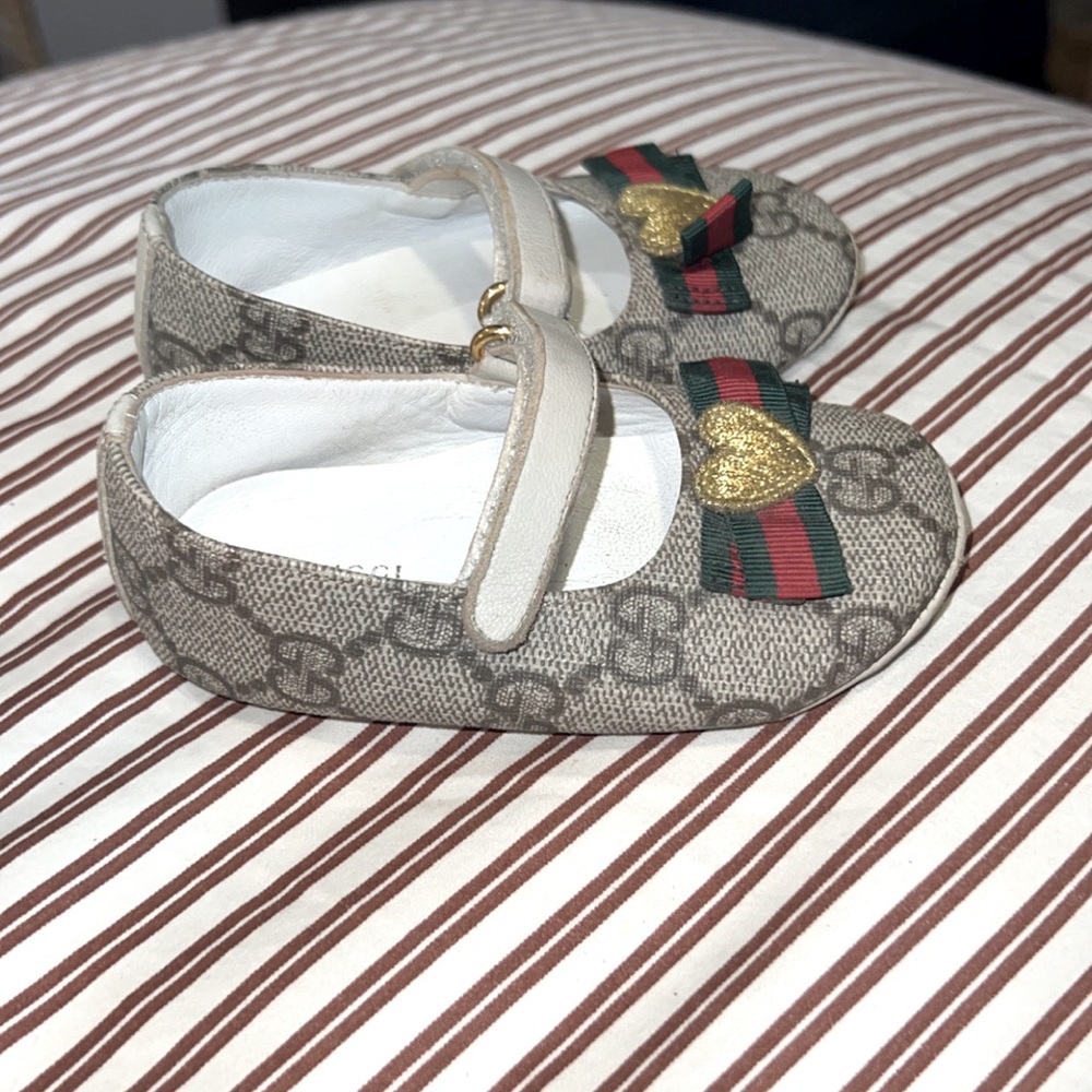 Gucci GG Supreme-Print Ballet Shoes
